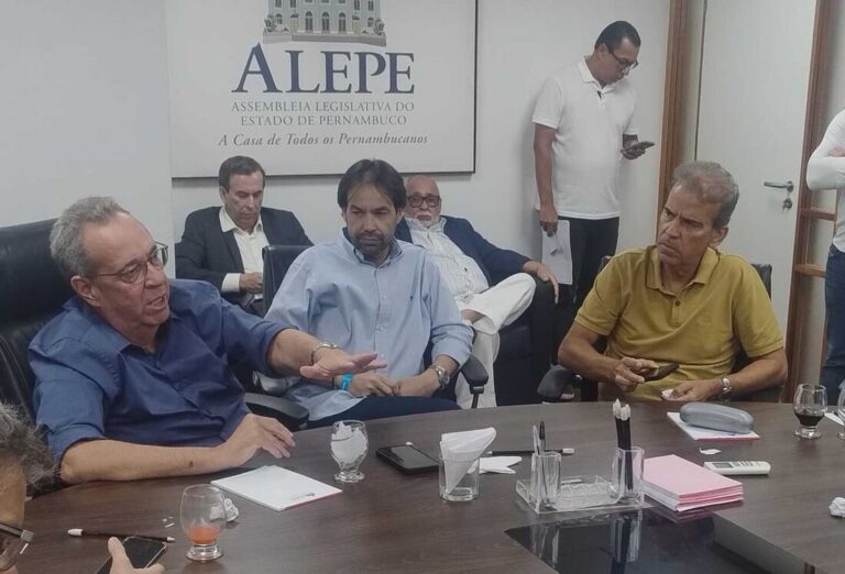 Deputados assinam pedido de informação ao governo sobre liberação de emendas