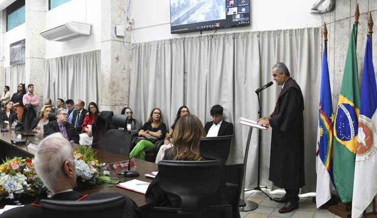 Novo procurador-geral de Justiça de Pernambuco é empossado