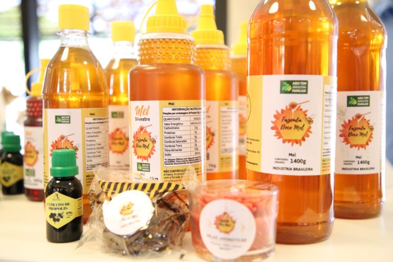 Queijo de Coalho e Mel do Araripe podem ser contemplados com projeto de Identificação Geográfica da Adepe e do SebraeIniciativa busca fortalecer 13 produtos tradicionais em todo Estado. No Araripe, o foco é o queijo de coalho e o mel.