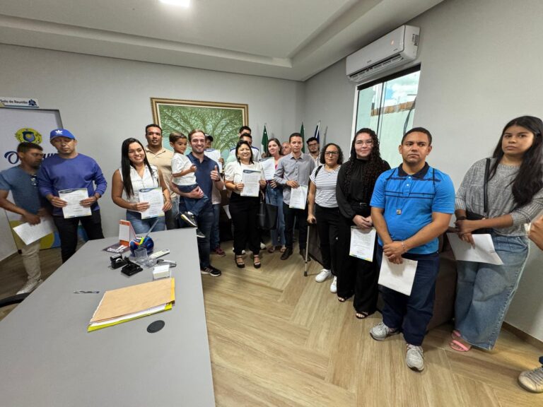 Ouricuri: Prefeito Victor Coelho realiza terceira etapa de posse de concursados da educação