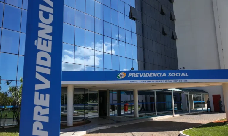 INSS começa a notificar beneficiários sobre descontos irregulares
