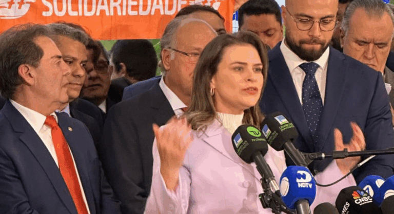 Marília Arraes é anunciada como candidata ao Senado em ato de nova federação