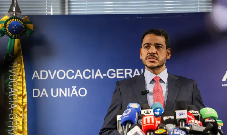 AGU vai ao Supremo para defender decreto do IOF