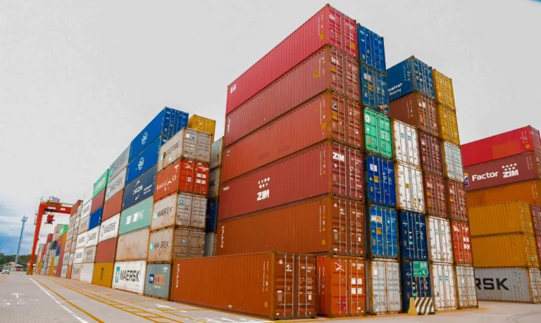 CNI alerta que 77,8% das exportações brasileiras aos EUA são afetadas por tarifas dos EUA