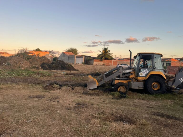 Prefeitura de Ouricuri intensifica ações de limpeza e reestruturação em áreas críticas da cidade