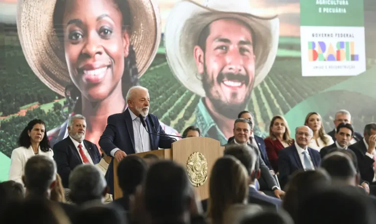 Governo anuncia Plano Safra recorde de R$ 516 bilhões para agronegócio