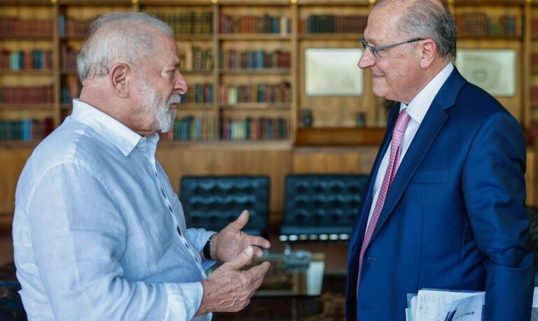 Tarifaço dos EUA: reunião de Lula sobre plano de contingência termina sem anúncio