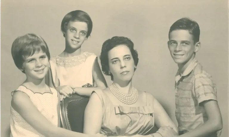 Estado entrega certidões de óbito de mortos e desaparecidos políticos