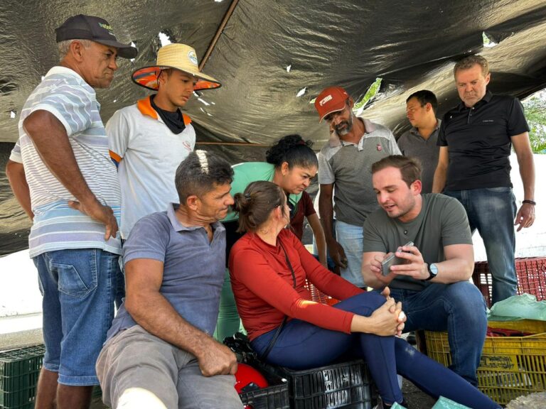 Problema resolvido: Victor Coelho e vereadores de situação garantem espaço em Ouricuri para depósito de barracas de feirantes; ação teve apoio de Raquel Lyra