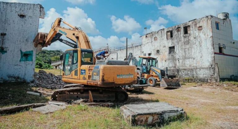 Itamaracá: começa demolição da Penitenciária Barreto Campelo; espaço será usado em projeto turístico