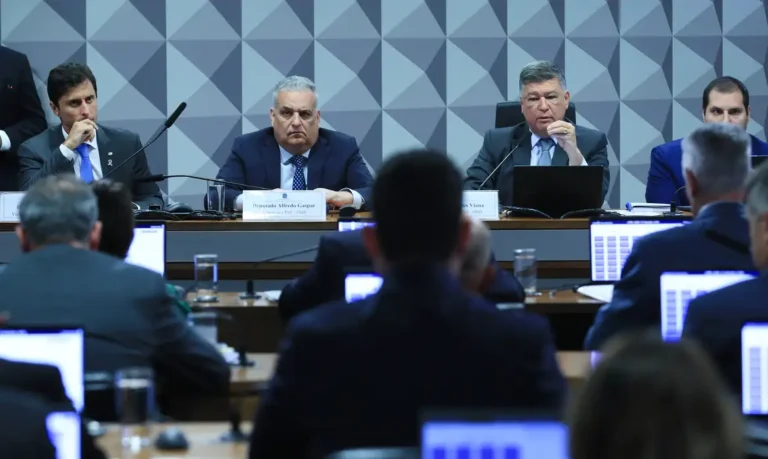 CPMI convoca para depor o filho e a esposa de Careca do INSS