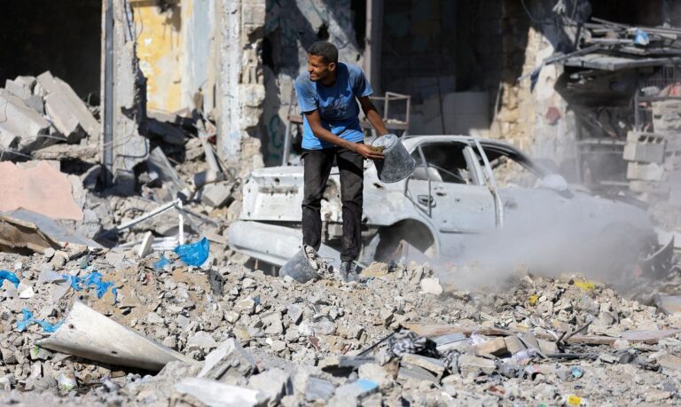 Giro internacional: Israel volta a atacar a Faixa de Gaza