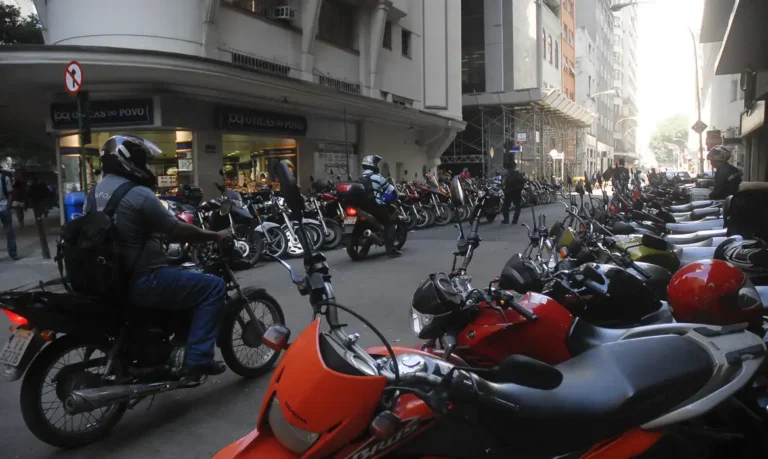Imprudência continua como principal causa de acidentes de motos