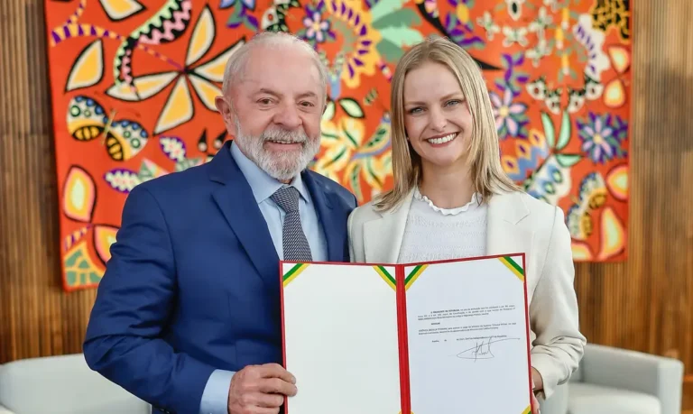 Verônica Abdalla Sterman toma posse no Superior Tribunal Militar