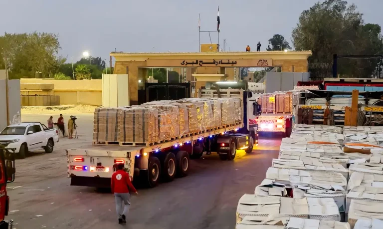 Giro Internacional: Israel reabre entrada de ajuda humanitária em Gaza