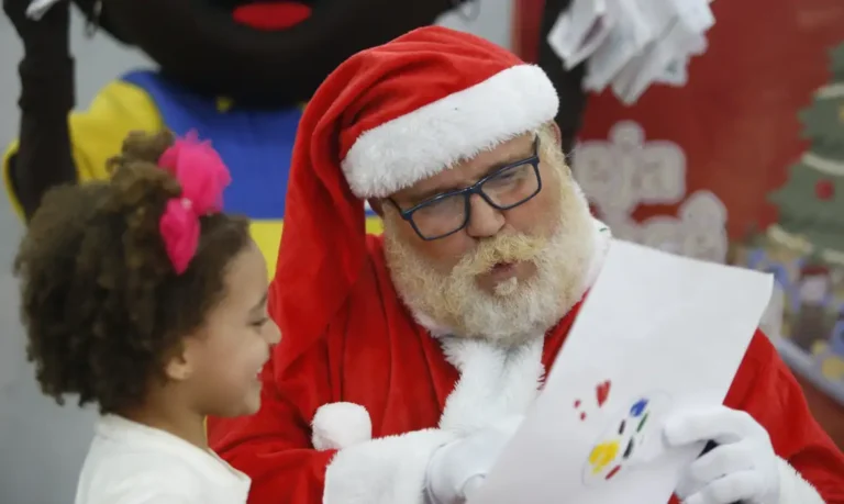 Interessados já podem participar da campanha Papai Noel dos Correios