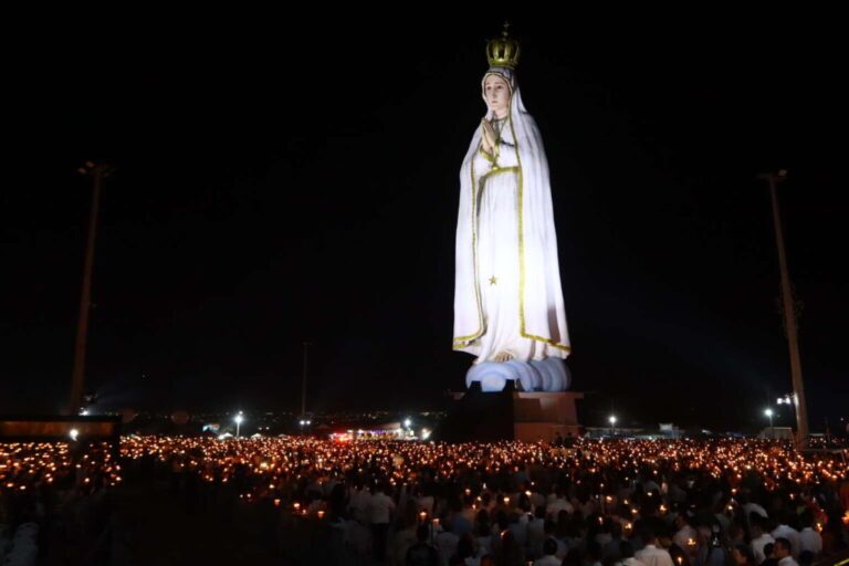 Maior estátua de Nossa Senhora de Fátima do mundo é inaugurada no Crato